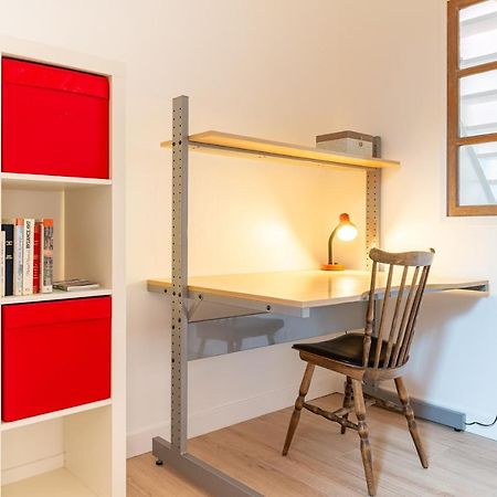 L'Ingenieux - Appt Pres De La Place Zola Nantes Luaran gambar