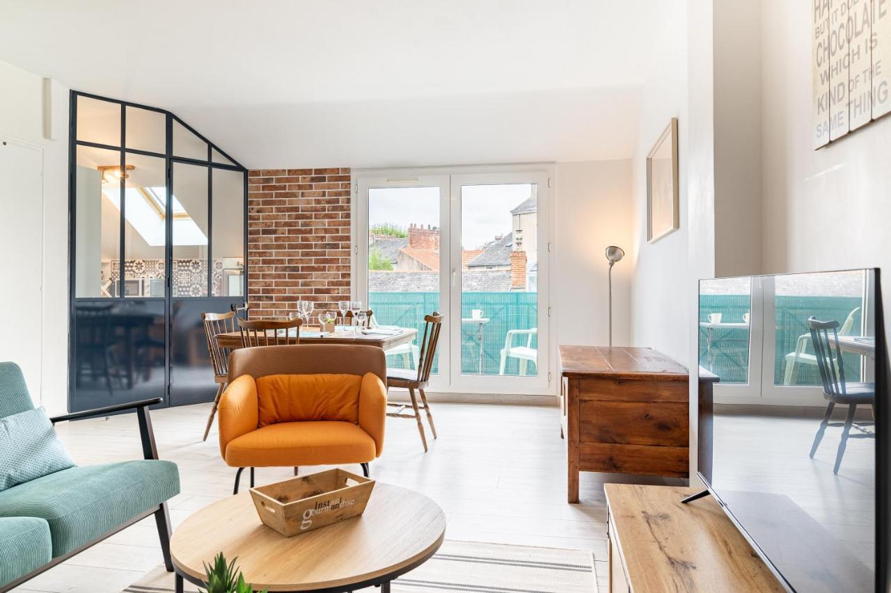 L'Ingenieux - Appt Pres De La Place Zola Nantes Luaran gambar