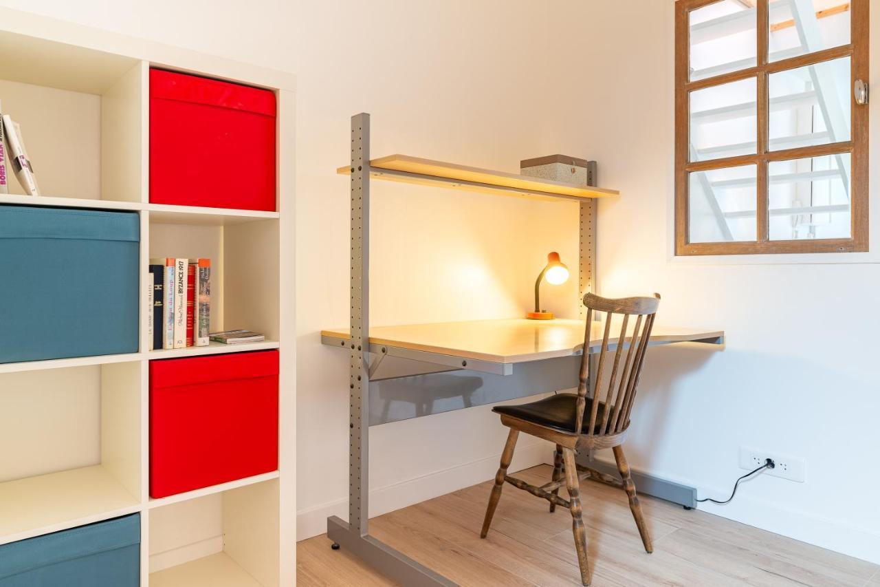 L'Ingenieux - Appt Pres De La Place Zola Nantes Luaran gambar