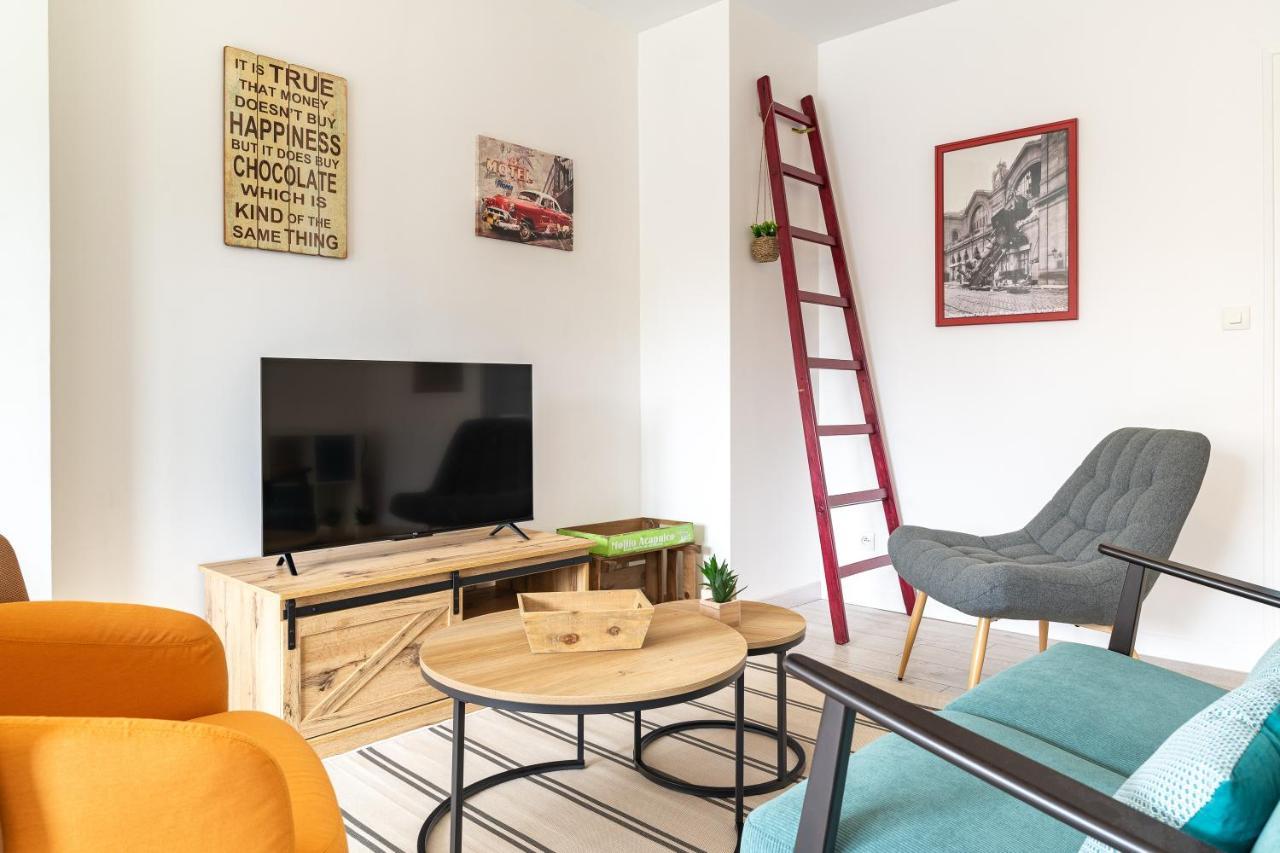 L'Ingenieux - Appt Pres De La Place Zola Nantes Luaran gambar